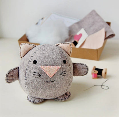 Kitten DIY Sewing Kit